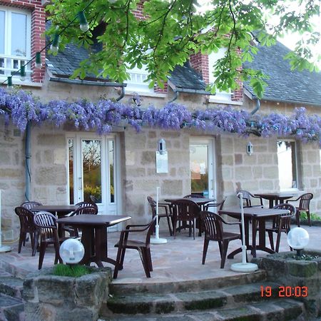 La Clef Des Champs Hotel Jugeals-Nazareth Bagian luar foto