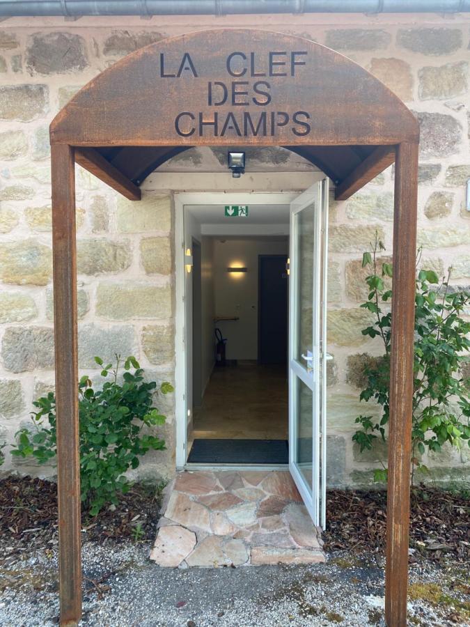 La Clef Des Champs Hotel Jugeals-Nazareth Bagian luar foto