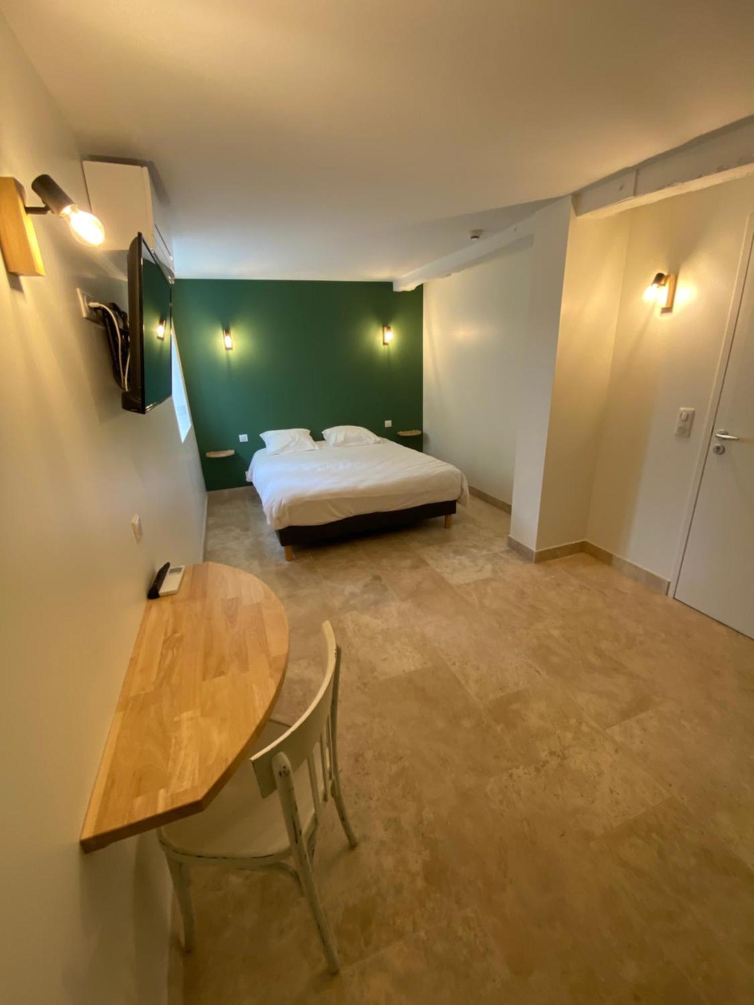 La Clef Des Champs Hotel Jugeals-Nazareth Ruang foto
