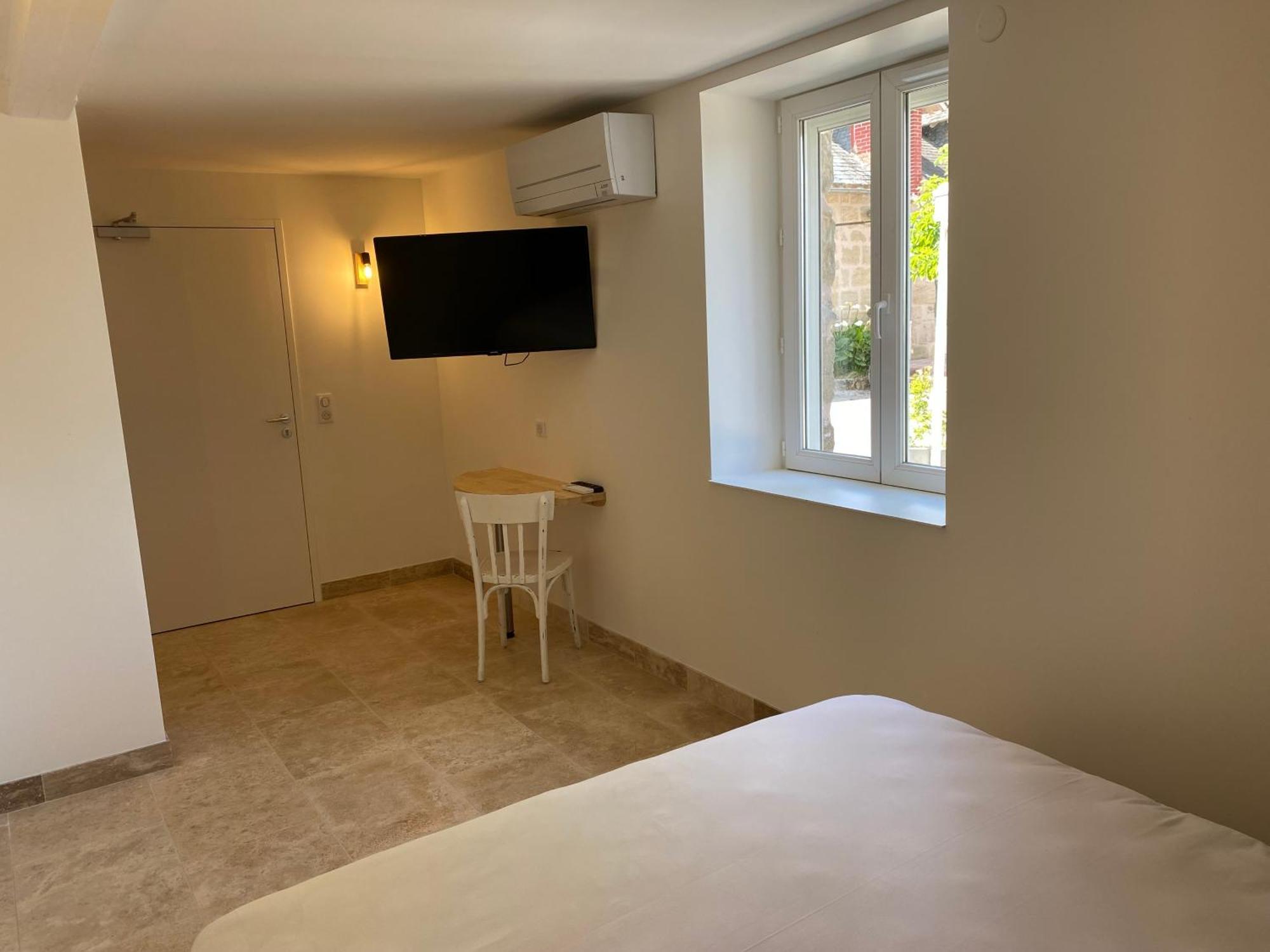 La Clef Des Champs Hotel Jugeals-Nazareth Ruang foto